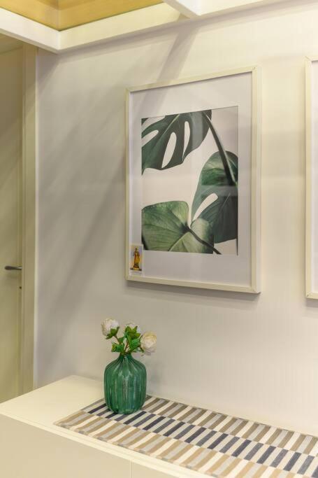 Santa Lucia Flat, *