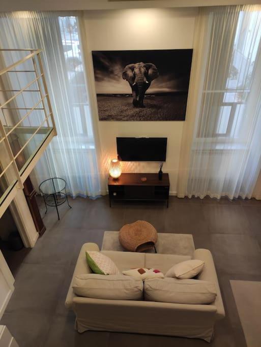 Santa Lucia Flat, Naples